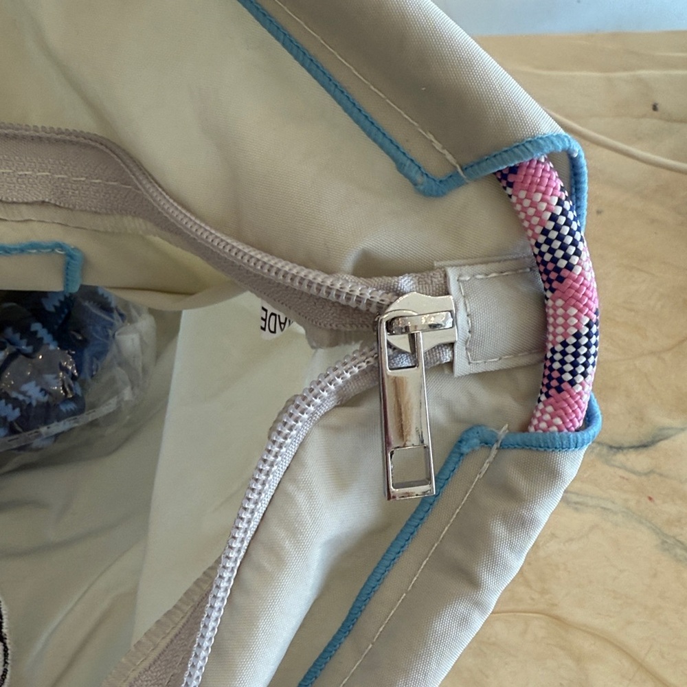 Ball & Chain Labubu bag. - Picture 4 of 5